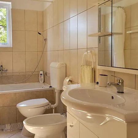 Apartament Adriana *