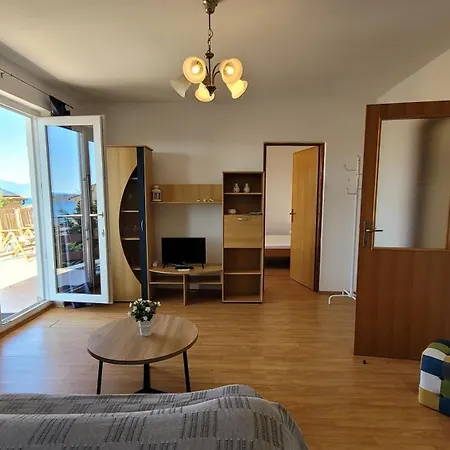 Adriana Apartament *